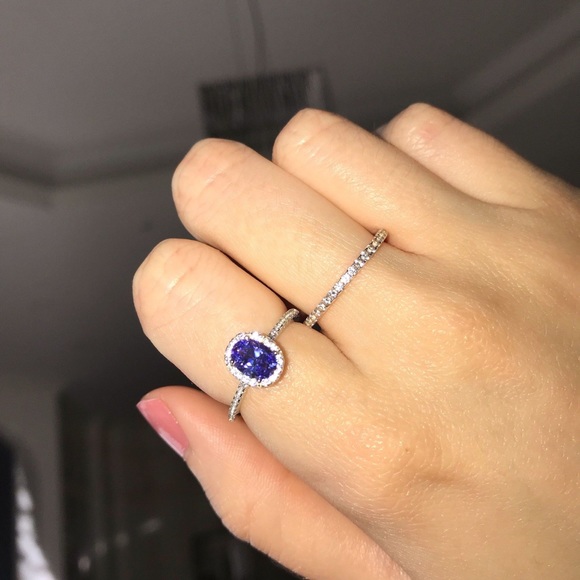 925 Sterling Silver Oval Tanzanite Halo CZ Ring - Picture 2 of 6